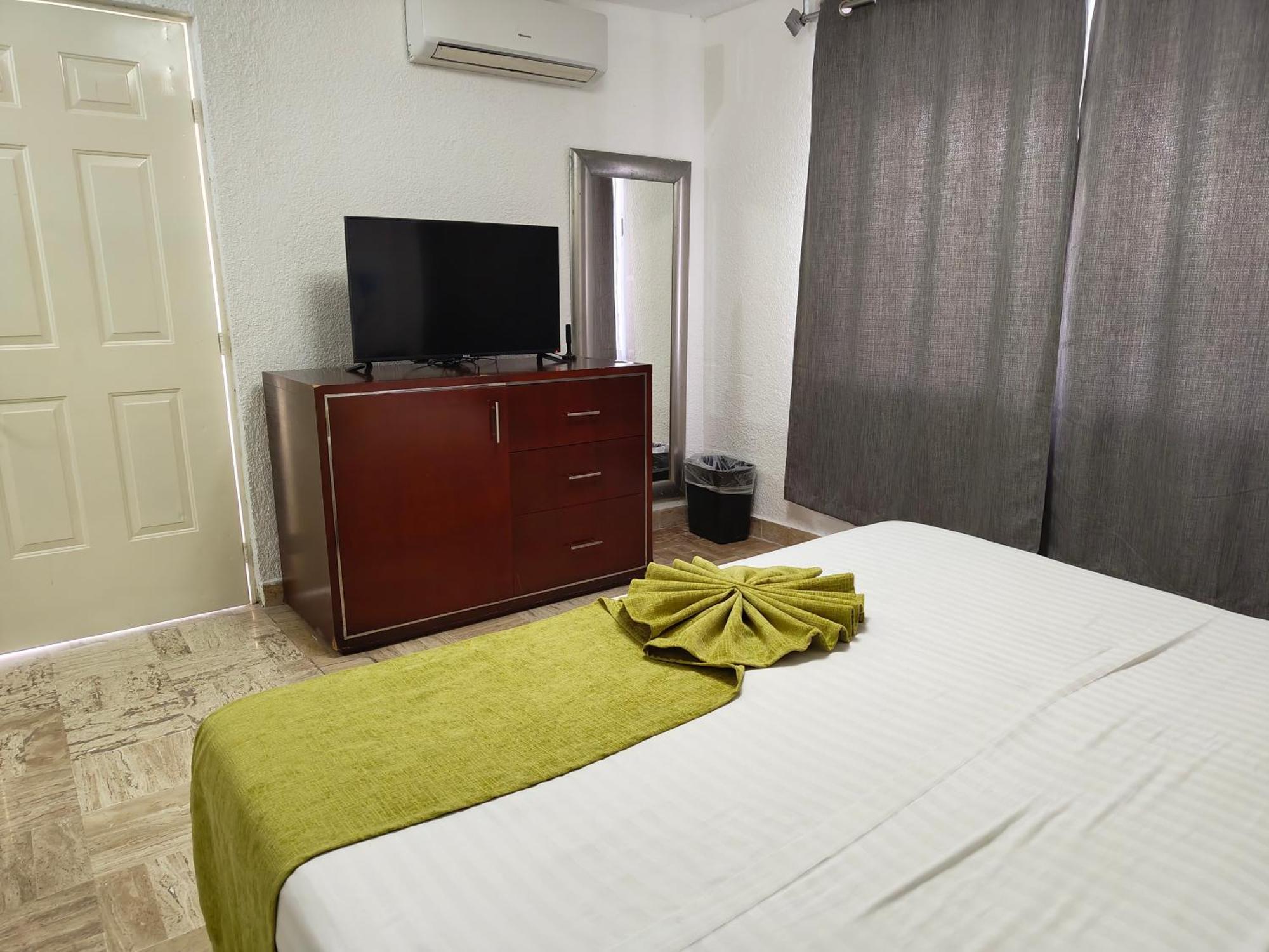 Hotel Pok Ta Pok 4 3*
