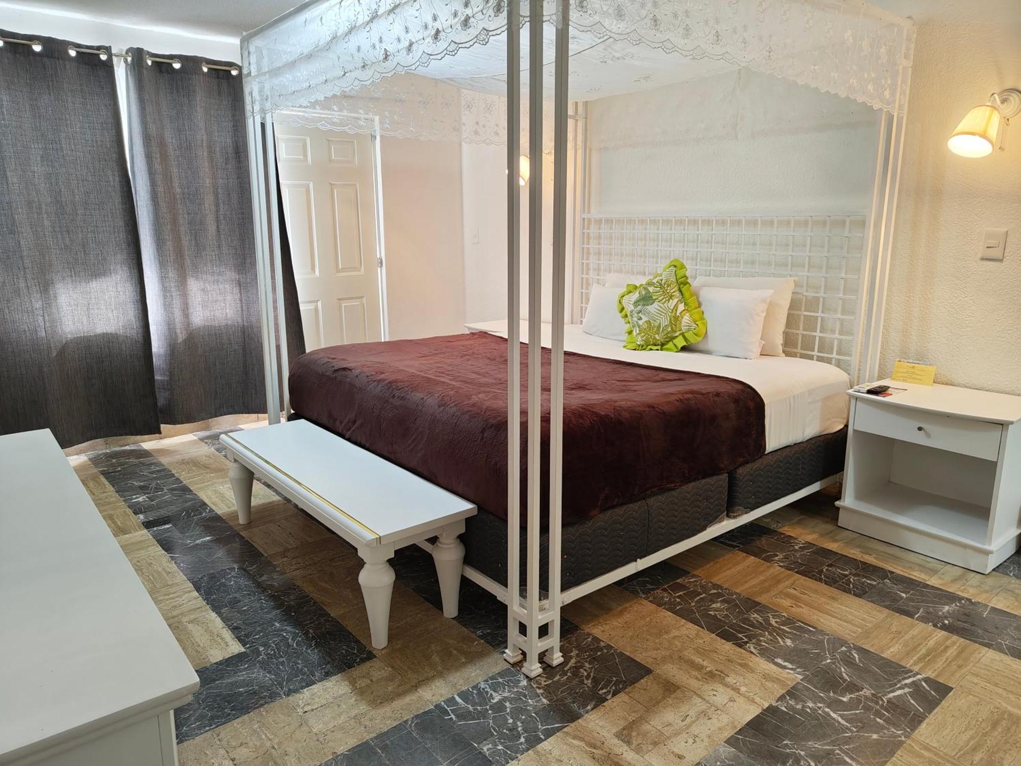Pok Ta Pok 4 Hotel